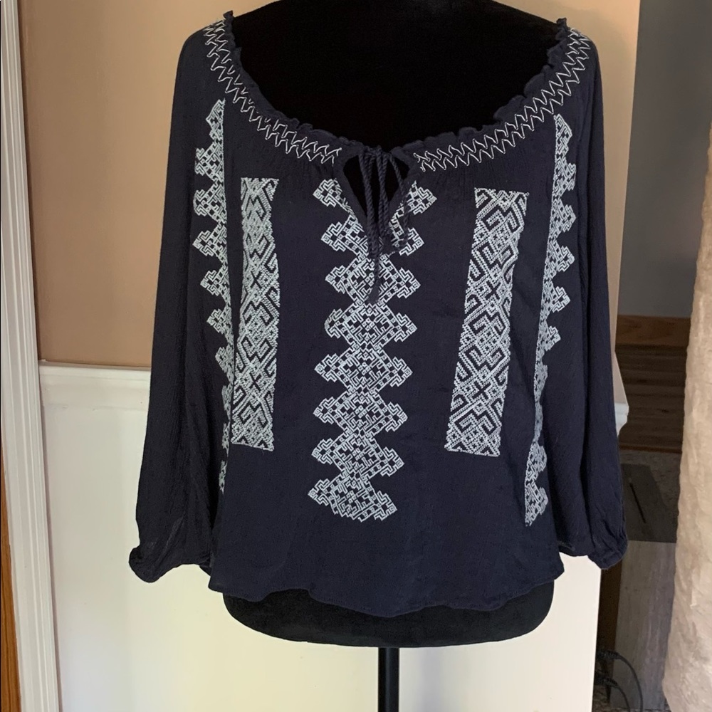 American Eagle blue and white top size XS